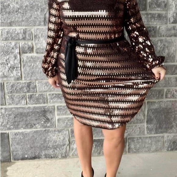 Pepper & Zoe dress - Picture 4 of 6